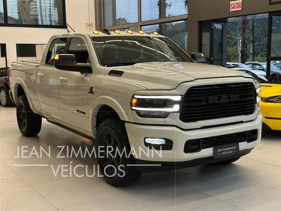 RAM 3500 6.7 I6 TURBO DIESEL LARAMIE CD 4X4 AUTOMÁTICO RAM 3500 6.7 I6 TURBO DIESEL LARAMIE CD 4X4 AUTOMÁTICO